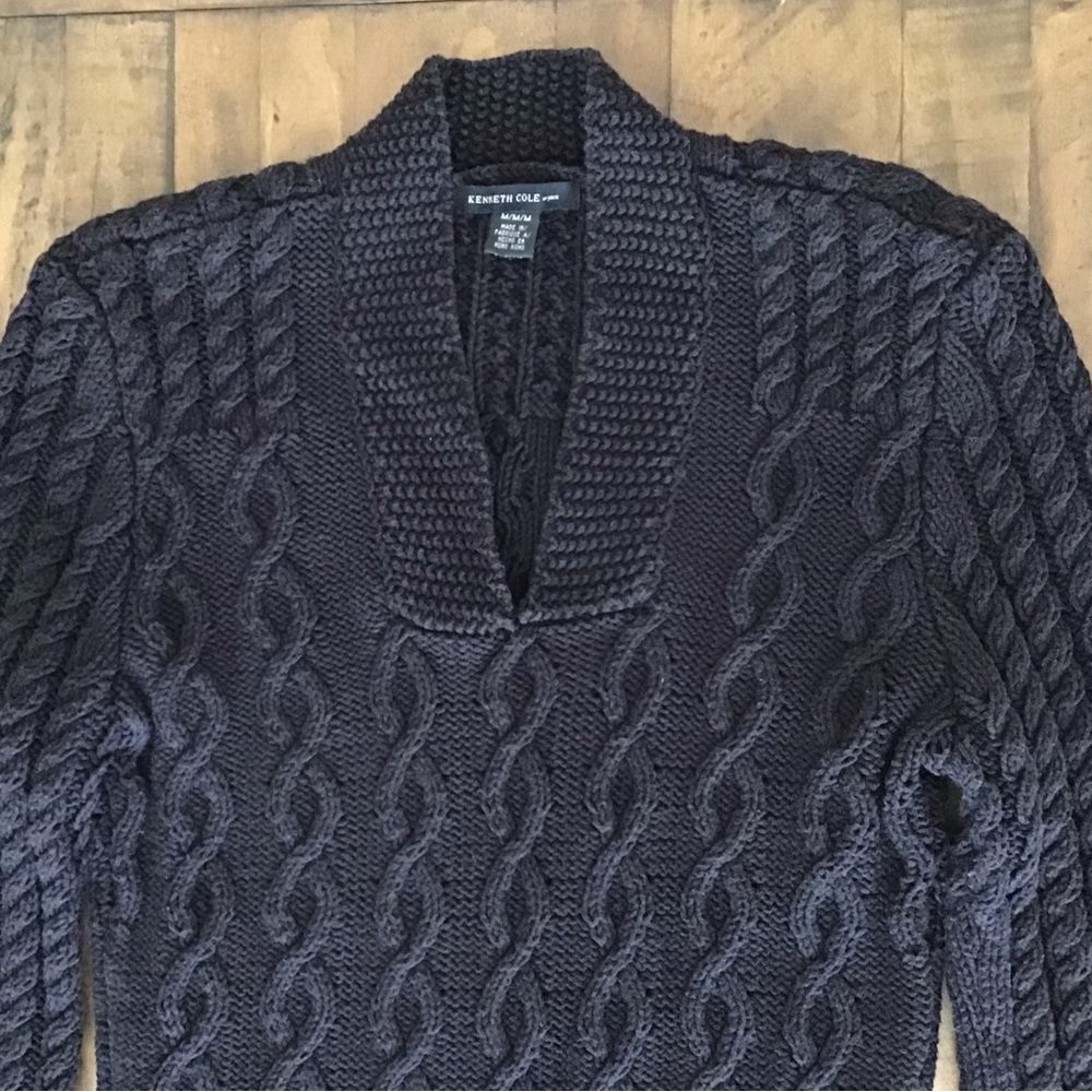 Kenneth Cole Sweater - Picture 3 of 11